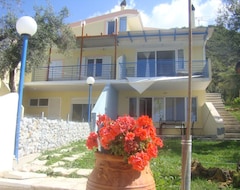 Hotel Marieva Sea House (Kastrosikia, Greece)
