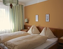 Hotel Franz von Assisi (Anif, Austrija)