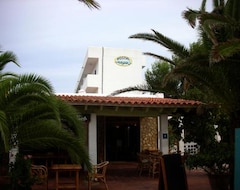 Otel Hostal Mayans (Es Pujols, İspanya)