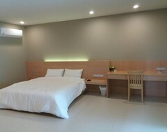 Hotel M-one Residence (Hat Yai, Thailand)