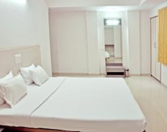 Khách sạn Hotel Excellency Inn (Nashik, Ấn Độ)