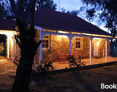 Koko talo/asunto Dempster Cottage (Northam, Australia)