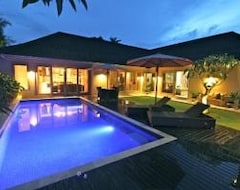 Hotelli Tis Villas (Seminyak, Indonesia)