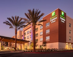Hotelli Holiday Inn Express & Suites - Moreno Valley - Riverside, An Ihg Hotel (Moreno Valley, Amerikan Yhdysvallat)