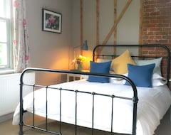 Oda ve Kahvaltı Starnash Farmhouse Bed and Breakfast (Hailsham, Birleşik Krallık)