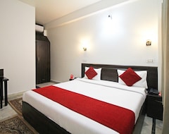 Khách sạn OYO 5058 Gayatri Resort (Rishikesh, Ấn Độ)