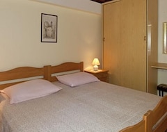 Hotel Apartments And Rooms Roza - 200 M From Sea (Baška Voda, Croatia)