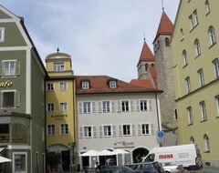 Elements Hotel (Regensburg, Germany)