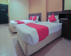 OYO 44078 The Island Hotel (Otok Pangkor, Malezija)