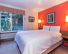 Khách sạn Sweet One Bedroom, 1.25 Bath Mountain Condo, Horizons 4 #125, In Town - On Shuttle Route (Mammoth Lakes, Hoa Kỳ)
