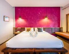Khách sạn Bar and Bed (Koh Samet, Thái Lan)