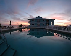 Hotel Compass Point Dive Resort (East End, Cayman Islands)
