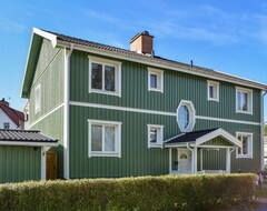Toàn bộ căn nhà/căn hộ 2 Bedroom Accommodation In IngarÖ (Ingarö, Thụy Điển)