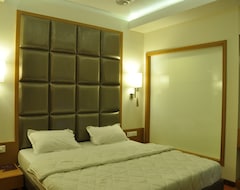 Khách sạn Hotell Furatt International (Vadodara, Ấn Độ)