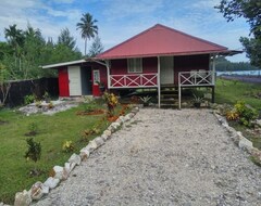 Entire House / Apartment Pondok Oma Surf Simeulue, Bungalow In Front Of Sandy Beach (Sinabang, Indonesia)