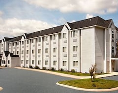 Motel Microtel Inn & Suites by Wyndham Holland (Holland, USA)