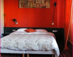 Le Latino Cafe Hotel (Reims, France)