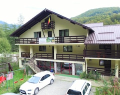 Guesthouse Ciobanelu (Brezoi, Romania)