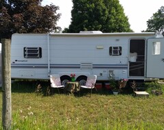 Casa/apartamento entero Cozy 18ft Camper In Secluded Country Setting (Thompsonville, EE. UU.)
