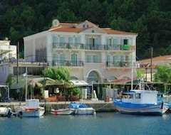 Hotel Samaina Port (Karlovassi, Greece)