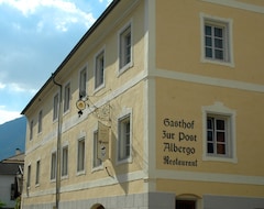 Khách sạn Zur Post (Glurns, Ý)
