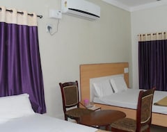 Khách sạn Hotel Pasuparthy Residency (Tirupati, Ấn Độ)
