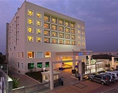 Khách sạn La Classic- Attibele, Hosur (Bengaluru, Ấn Độ)