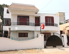Khách sạn OYO 3715 Nest lay Mogappair (Chennai, Ấn Độ)