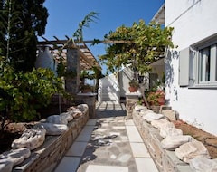 Căn hộ có phục vụ Paros Apartments (Parikia, Hy Lạp)