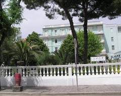 Khách sạn Family Resort Hotel Garden (Cattolica, Ý)