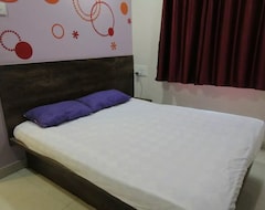 Hotel 99 (Raigarh, India)