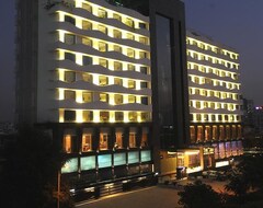 Khách sạn The Fern (Ahmedabad, Ấn Độ)
