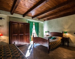 Khách sạn Locanda Alla Napoleonica (Stroppo, Ý)