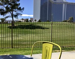 Tüm Ev/Apart Daire Rare! Exclu Historical Guard Gated Lv Country Club Golf Course! 3/4Mi To Strip (Las Vegas, ABD)