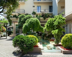 Khách sạn Hotel Stella (Riccione, Ý)
