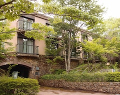 Hotel Yamanakako Garden Villa (Shizuoka, Japan)