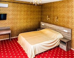 Hotel Revue (Krasnodar, Russia)