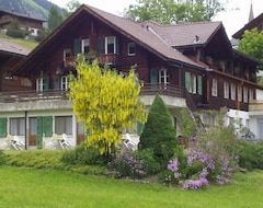 Hotel Garni Alpina (Lenk im Simmental, Switzerland)