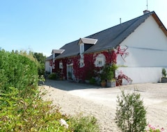 Bed & Breakfast Ferme de Marpalu (La Ferté-Saint-Cyr, Francuska)