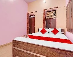 Khách sạn Oyo Flagship 80518 Hotel Vrv Homestay (Thiruvananthapuram, Ấn Độ)