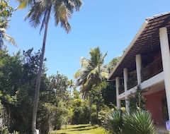 Khách sạn Pousada Casa Vermelha (Mata de São João, Brazil)