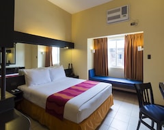 Hotelli Microtel Inn & Suites By Wyndham Davao (Davao City, Filippiinit)