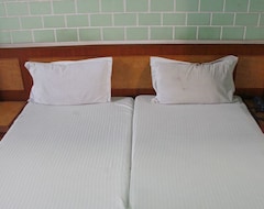 Khách sạn SPOT ON 45514 Hotel Madhu Regency (Ghaziabad, Ấn Độ)