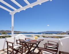 Khách sạn Mirabeli Apartments & Suites (Apollonia, Hy Lạp)
