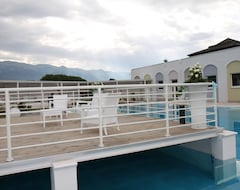 Khách sạn Smeraldo Wellness Resort (Raiano, Ý)