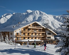 Hotel Montana (Lech am Arlberg, Avusturya)