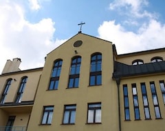 Otel Dom Pielgrzyma (Leśnica, Polonya)