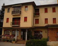 Hotel Santorotto (Sinalunga, Italy)
