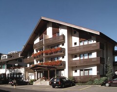 Hotel Churfirsten (Walenstadt, Switzerland)