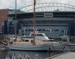 Hotel Sailing Yacht A.s. (Melbourne, Australija)